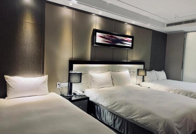 اتاق پنج‌تخته استاندارد, Royal Fine
