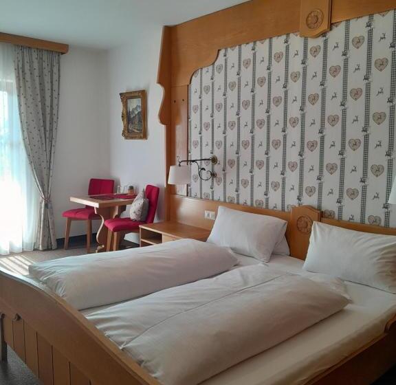اتاق اکونومی, Gästehaus Zunterer