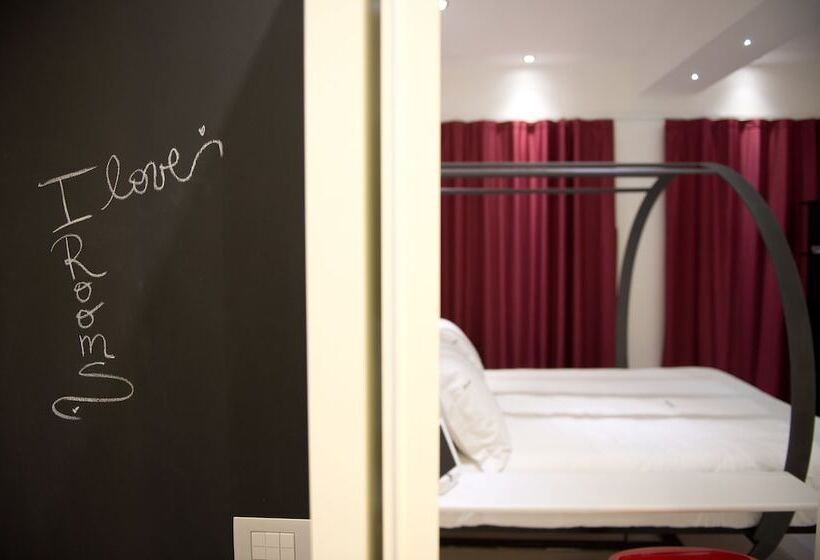اتاق استاندارد با وان آب گرم, Irooms Forum & Colosseum