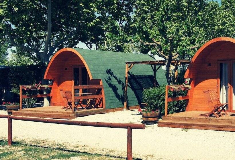 بانگلوی استاندارد, Camping Els Ports