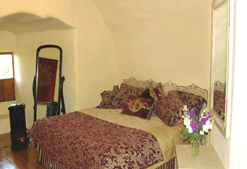 اتاق لوکس, Faside Estate