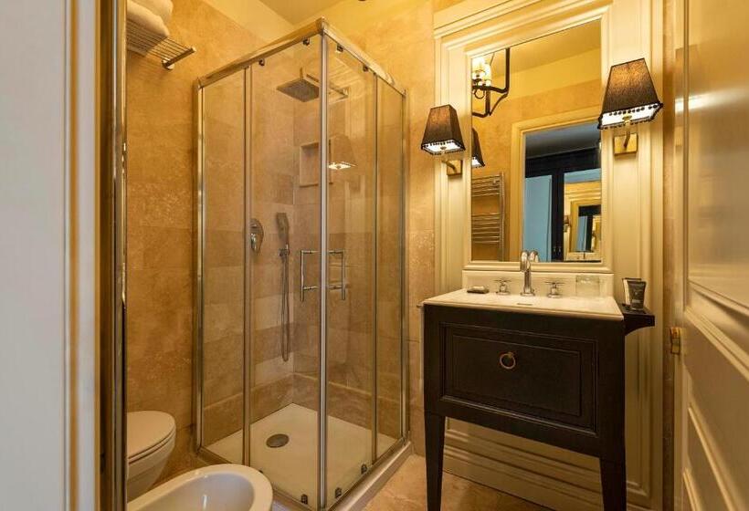 اتاق استاندارد, Profumo Maison Colosseo