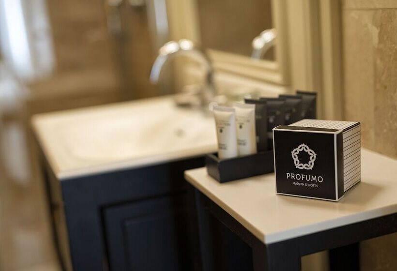 اتاق عادی, Profumo Maison Colosseo