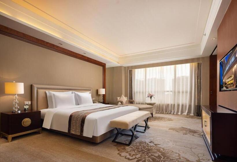 Suite Deluxe, Baolilai International