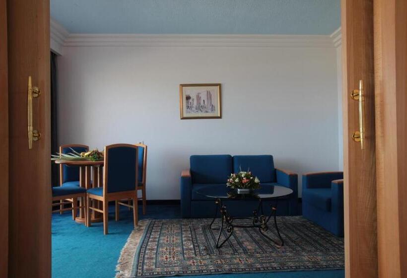 سوییت, Bizerta Resort Congres & Spa