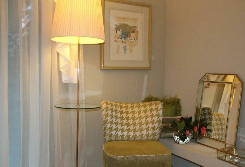 اتاق استاندارد یک نفره, Carmo S Boutique Hotel   Small Luxury Hotels Of The World