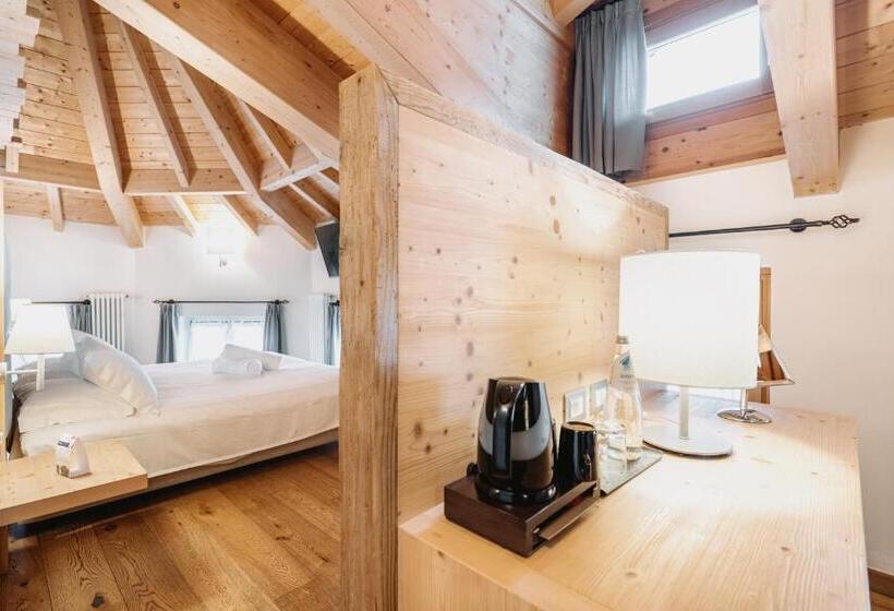 سوییت جونیور, Chalet Del Brenta
