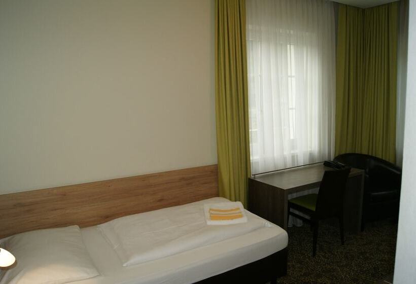 Standard Single Room, Lindenhof