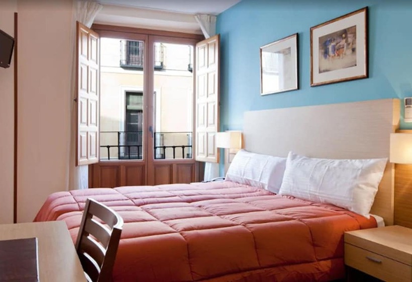 اتاق استاندارد یک نفره, Mirador Puerta Del Sol