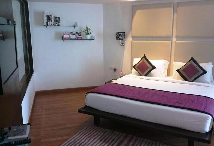 سوئیت با تخت بزرگ, Ramada By Wyndham Navi Mumbai