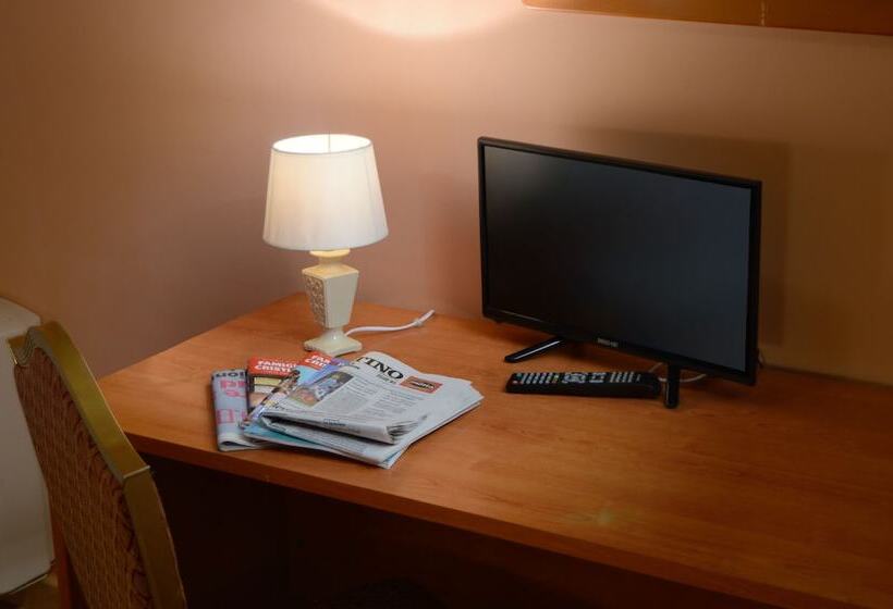 اتاق استاندارد با بالکن, Royal Hotel Montevergine