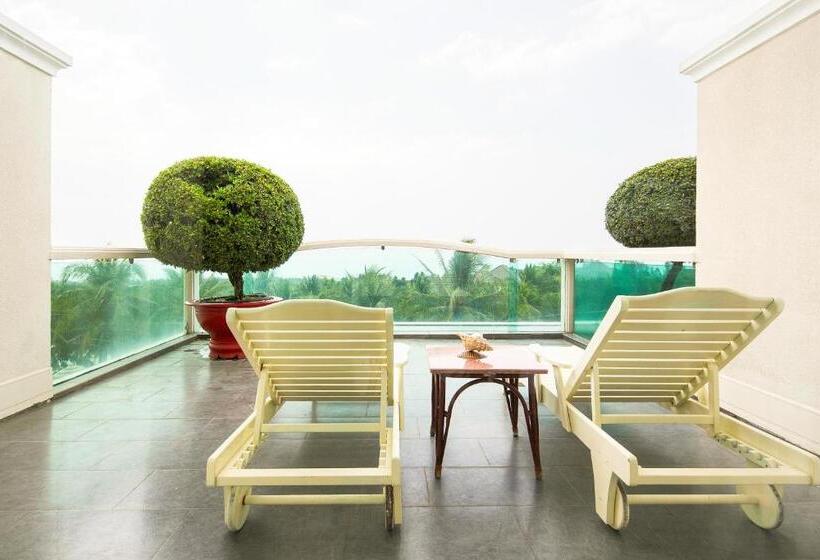 اتاق لوکس با چشم‌انداز دریا, Sea Links Beach