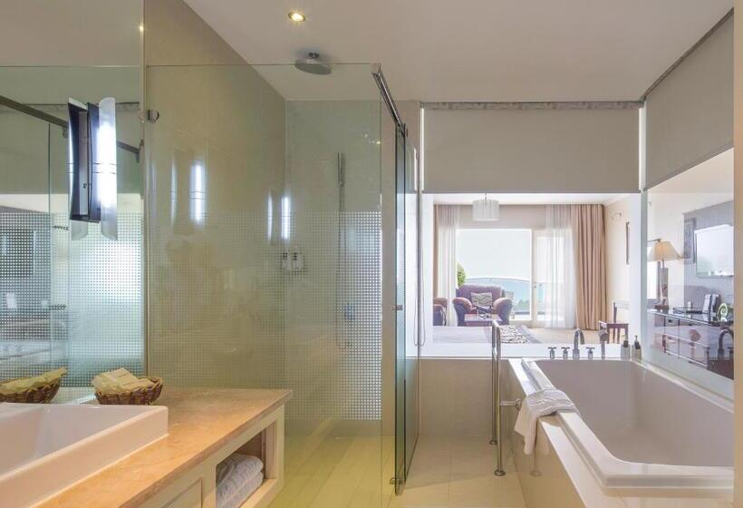 اتاق لوکس با چشم‌انداز دریا, Sea Links Beach
