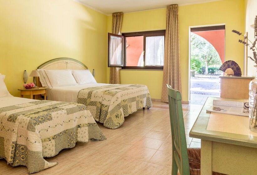 اتاق راحتی سه تخته, Pian Dei Mucini Resort