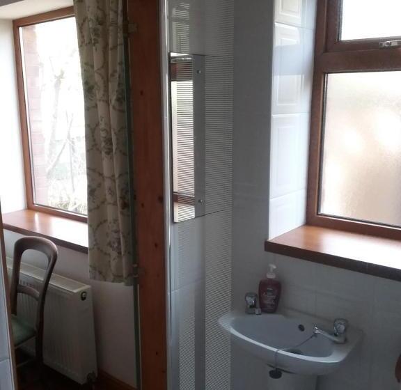 اتاق استاندارد, Rosslare Strand Rooms Only Accommodation