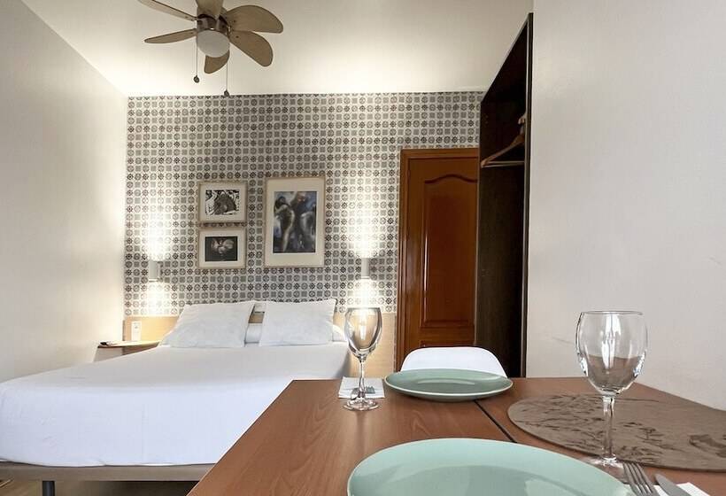 海の見えるスタンダードスタジオ, Beatriz Charming Hostal
