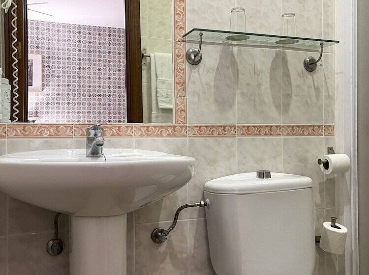 エコノミールーム, Beatriz Charming Hostal