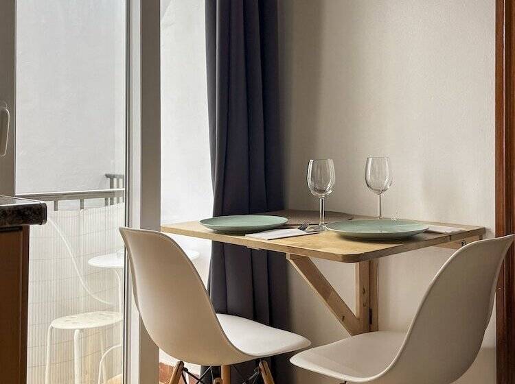 エコノミーワンルーム, Beatriz Charming Hostal