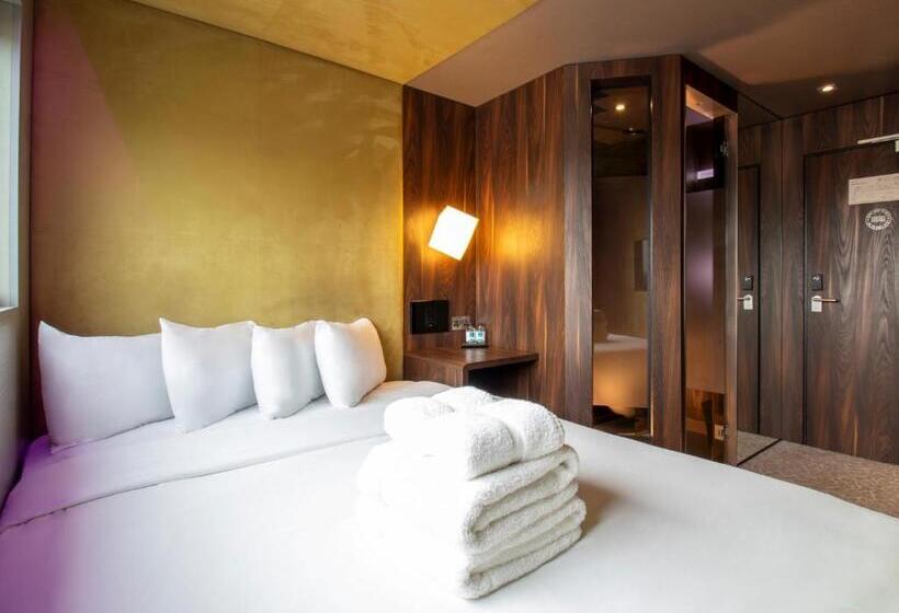 اتاق استاندارد, Bloc Hotel London Gatwick Airport