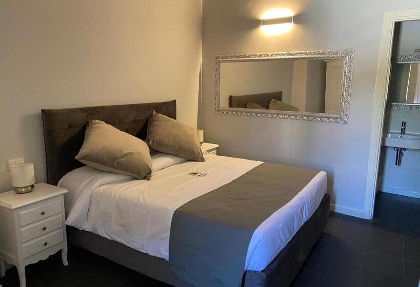 اتاق استاندارد, Relais La Fornarina