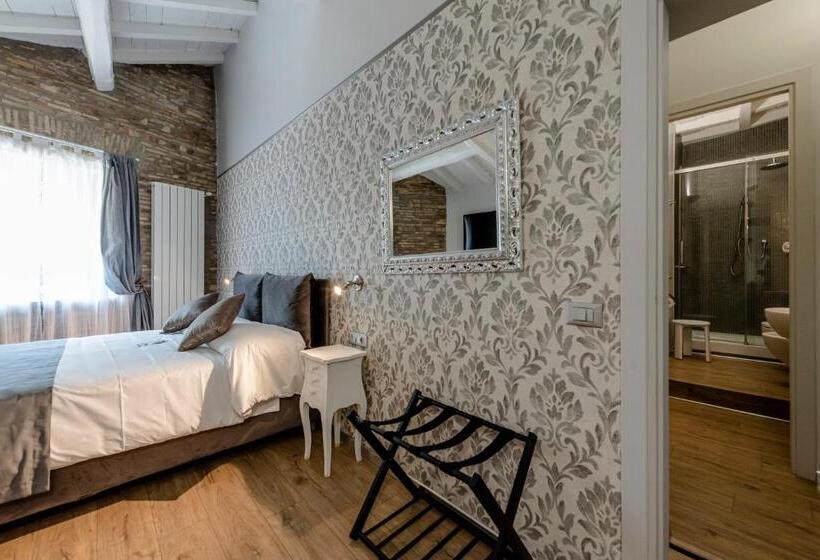 اتاق لوکس, Relais La Fornarina