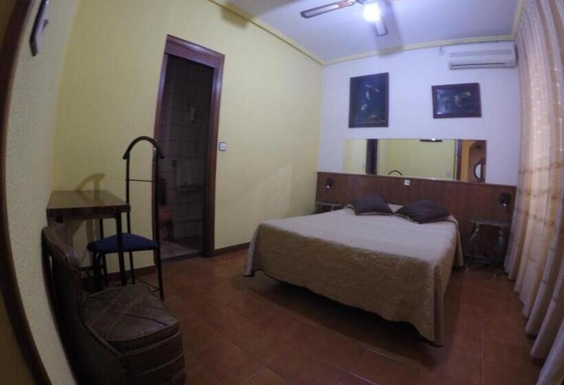 اتاق استاندارد, Hostal Suárez