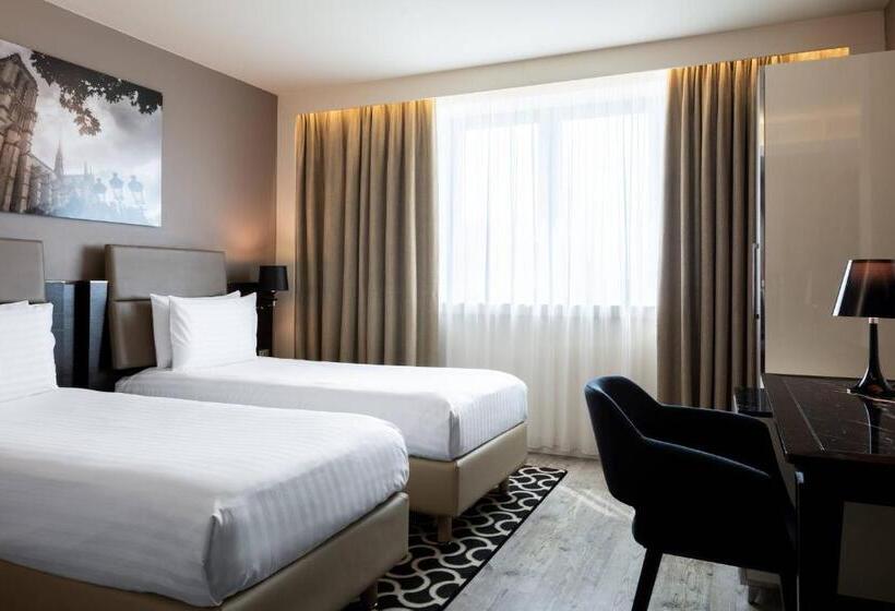 اتاق لوکس, Ac Hotel Paris Porte Maillot By Marriott