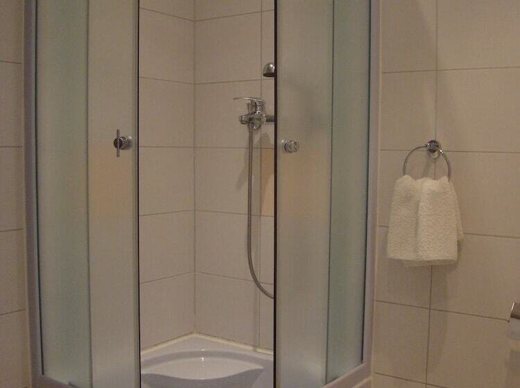 استودیوی استاندارد, Mystayprague Apartments