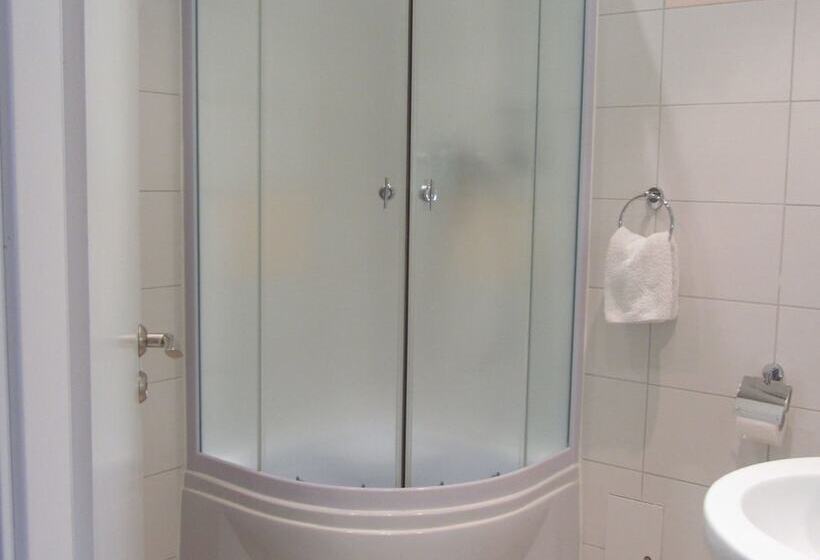 استودیوی استاندارد, Mystayprague Apartments