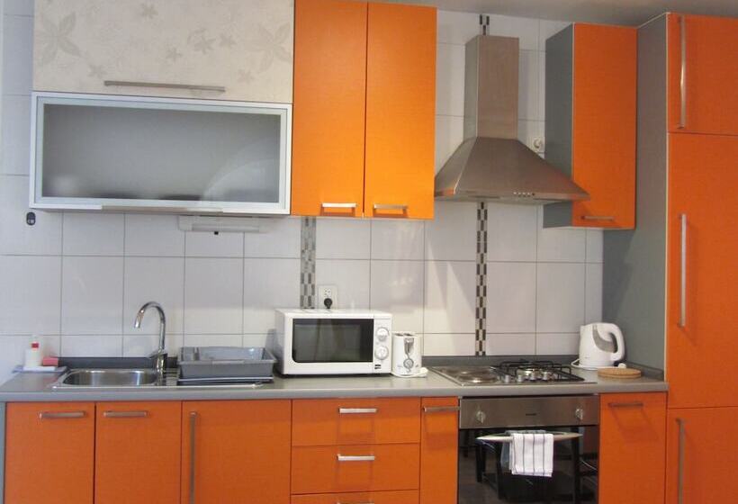 استودیوی استاندارد, Mystayprague Apartments