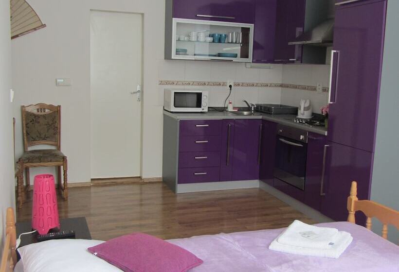 1 Bedroom Apartment, Mystayprague Apartments