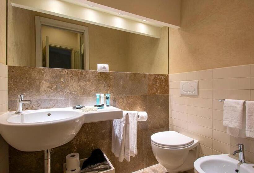 استودیوی کلاسیک, Relais Piazza Signoria