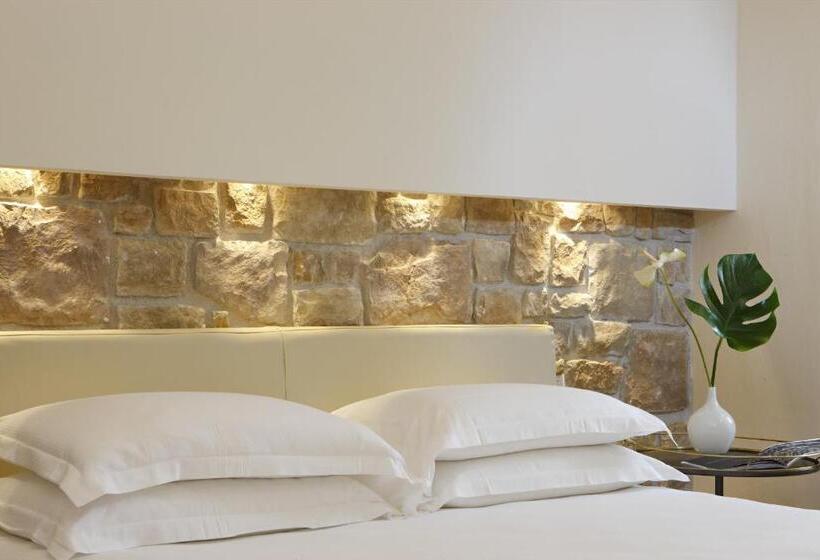 سوئیت کلاسیک, Relais Piazza Signoria