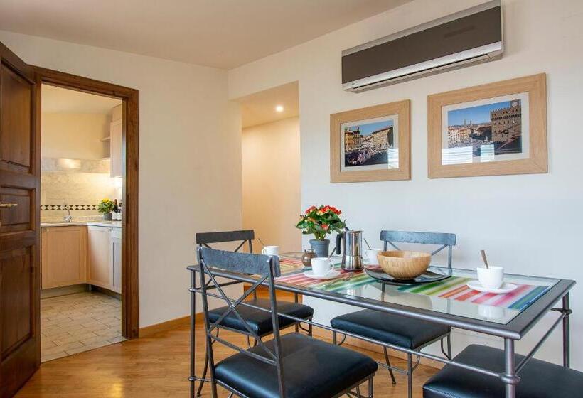 1 Bedroom Penthouse Apartment, Relais Piazza Signoria