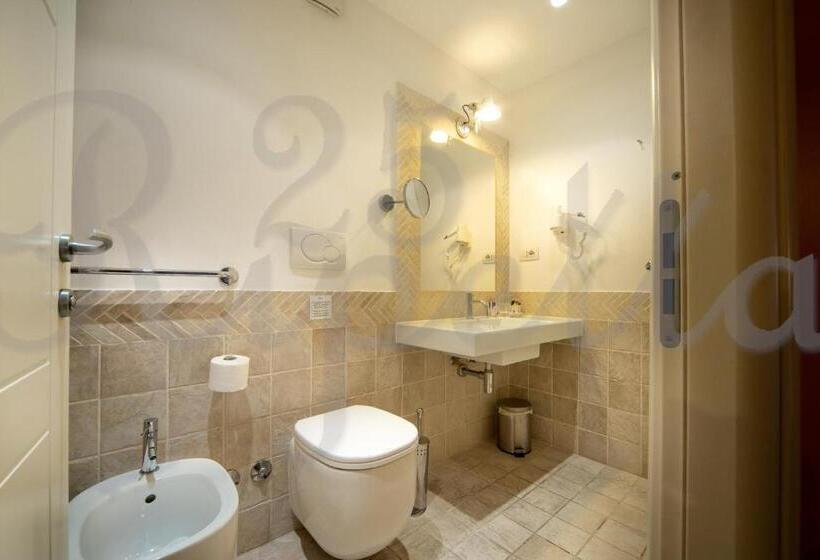 سوییت جونیور, Ripetta 25 Prestige Rooms