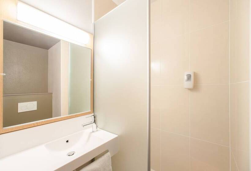 Quarto Estandar para Deficientes Físicos, B&b  Paris Porte Des Lilas