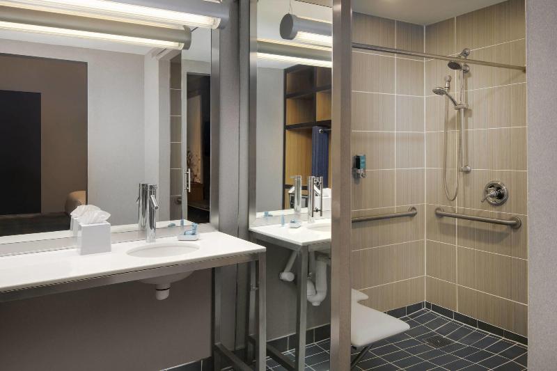 اتاق استاندارد, Aloft Houston By The Galleria