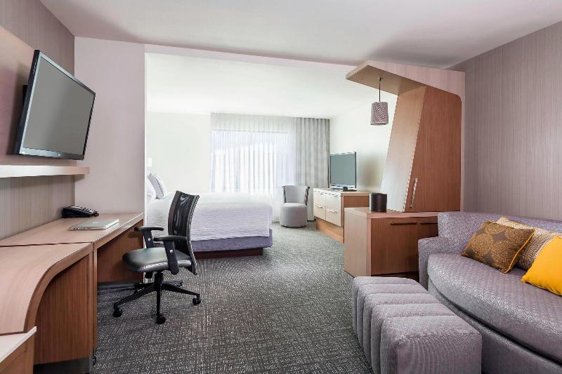 Suite Ejecutiva Cama King, Courtyard By Marriott Stafford Quantico