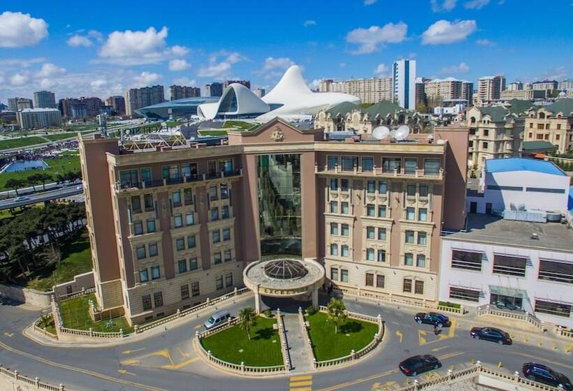 سوئیت رویال, Excelsior Hotel & Spa Baku