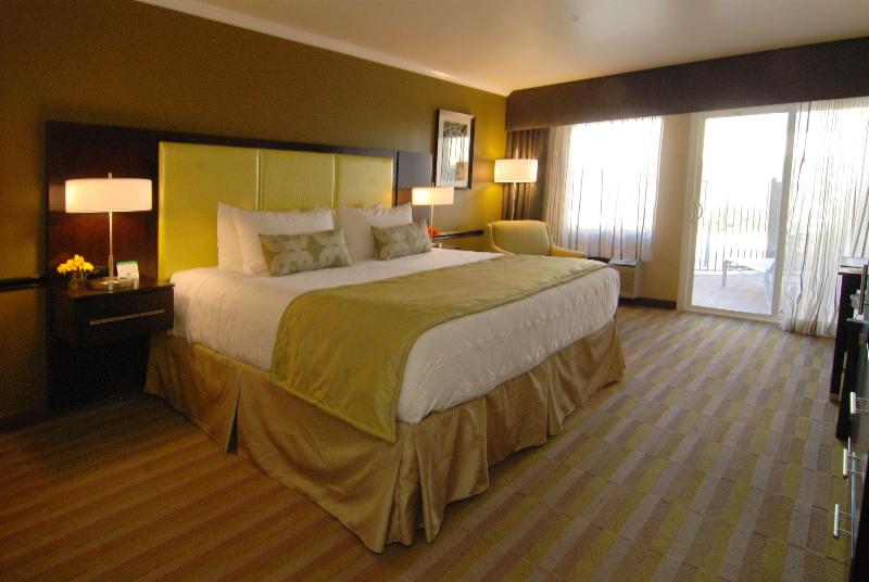 اتاق لوکس, Excelsior Hotel & Spa Baku