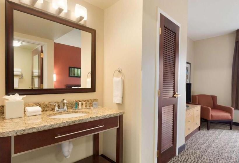 Suite Adapted for people with reduced mobility, Hawthorn Suites By Wyndham College Station