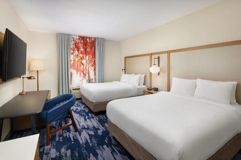 سوئیت با تخت بزرگ, Holiday Inn Express Toledo Oregon, An Ihg
