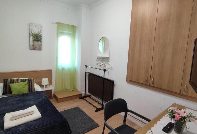 5 Bedroom Apartment, Le Rose