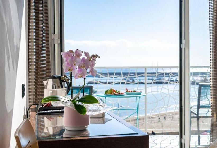 اتاق سوپریور, Marinella