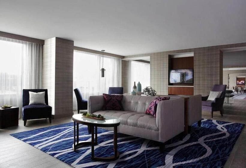 Club Kamer met Kingsize Bed, Marriott Marquis Washington, Dc