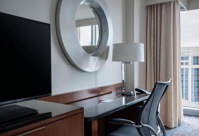 Club Kamer met Kingsize Bed, Marriott Marquis Washington, Dc