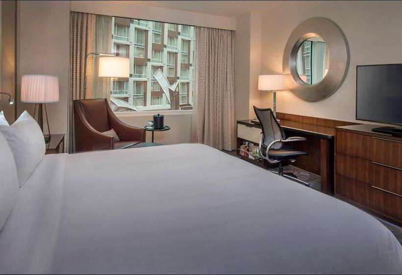 Club Kamer met Kingsize Bed, Marriott Marquis Washington, Dc