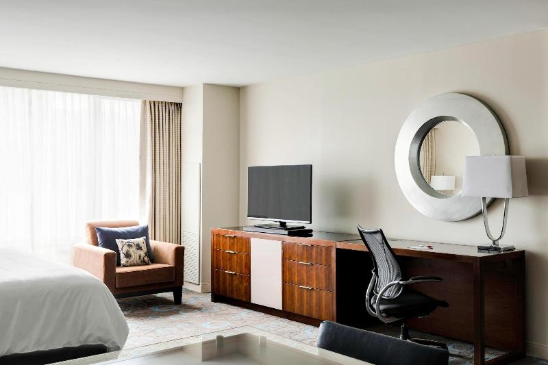 اتاق استاندارد برای معلولان, Marriott Marquis Washington, Dc