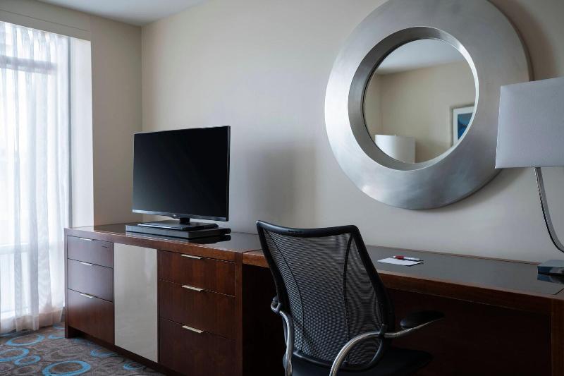اتاق استاندارد برای معلولان, Marriott Marquis Washington, Dc