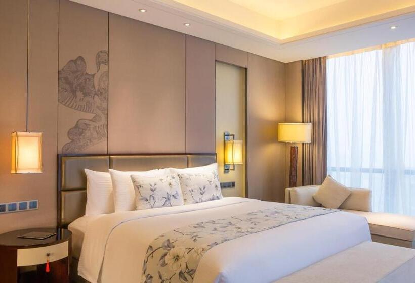 Suite Supérieure, Pullman Weifang